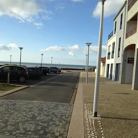 Apartment A 100m De La A Saint-hilaire-de-riez, Avec Balcon Et Parking Public - Fr-1-426-330 Saint-Hilaire-de-Riez